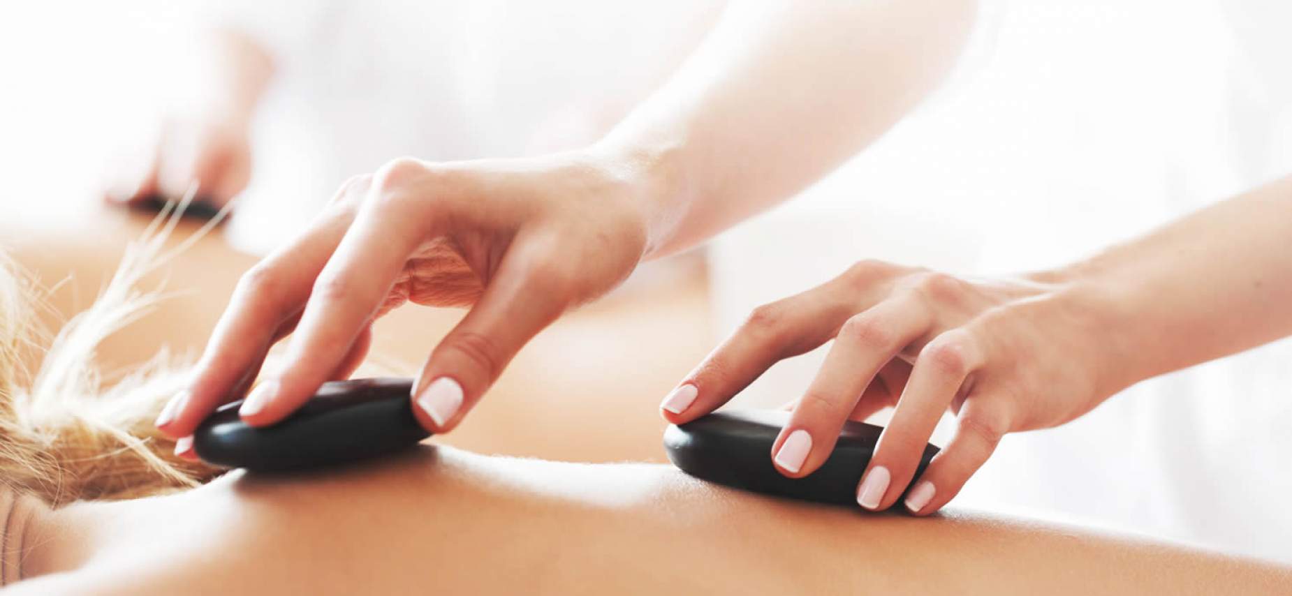 Benefici e controindicazioni del Massaggio Hot Stone