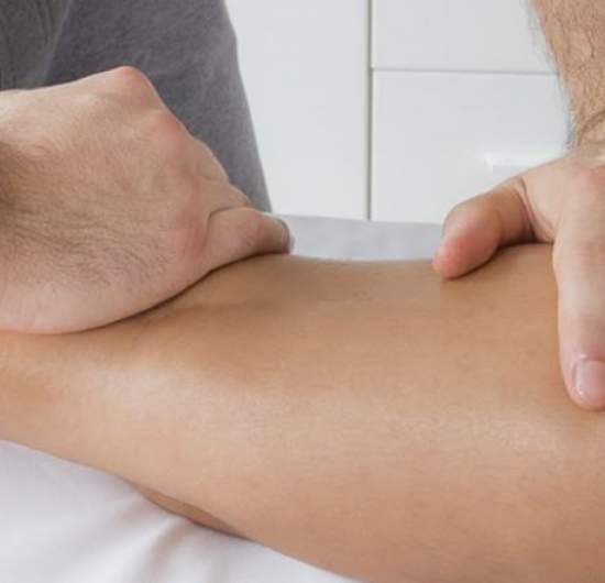 Le principali tecniche del massaggio: la Frizione